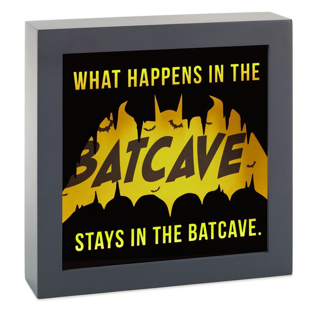 Hallmark DC Comics Batman Batcave 49Framed Light-Up Quote Sign New