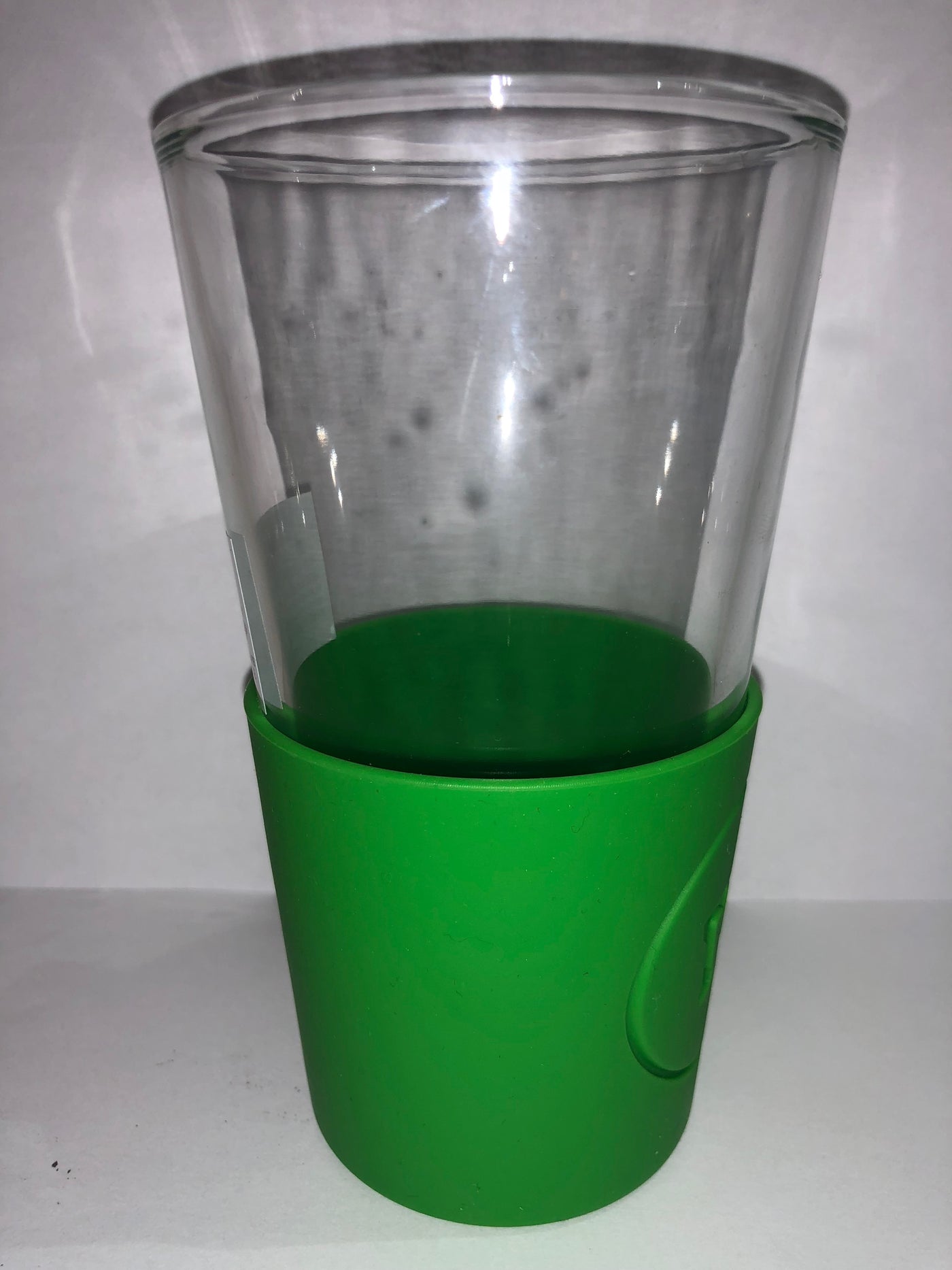 M&M's World Green Silicone Sleeve Pint Glass New