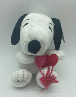 Hallmark Valentine 2022 Peanuts Snoopy with Hearts Small Plush New with Tag